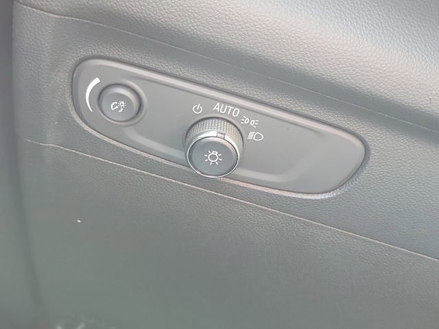 Used 2022 Buick Envision Preferred FWD image 17