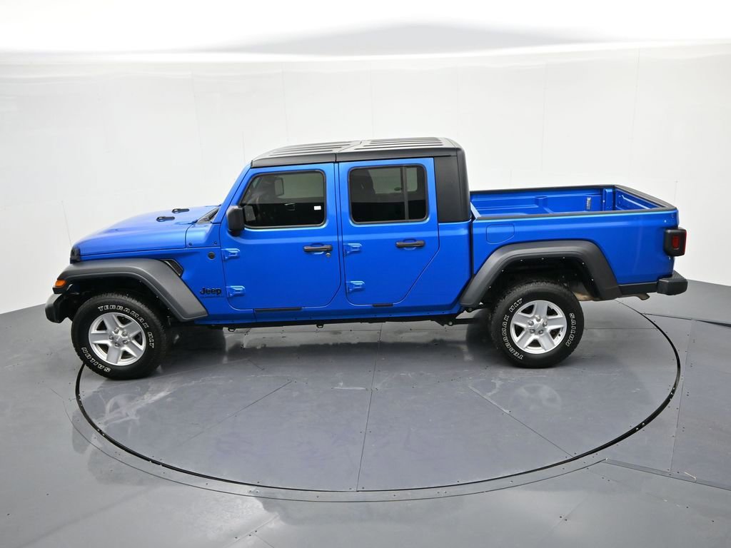 Used 2023 Jeep Gladiator Sport image 18