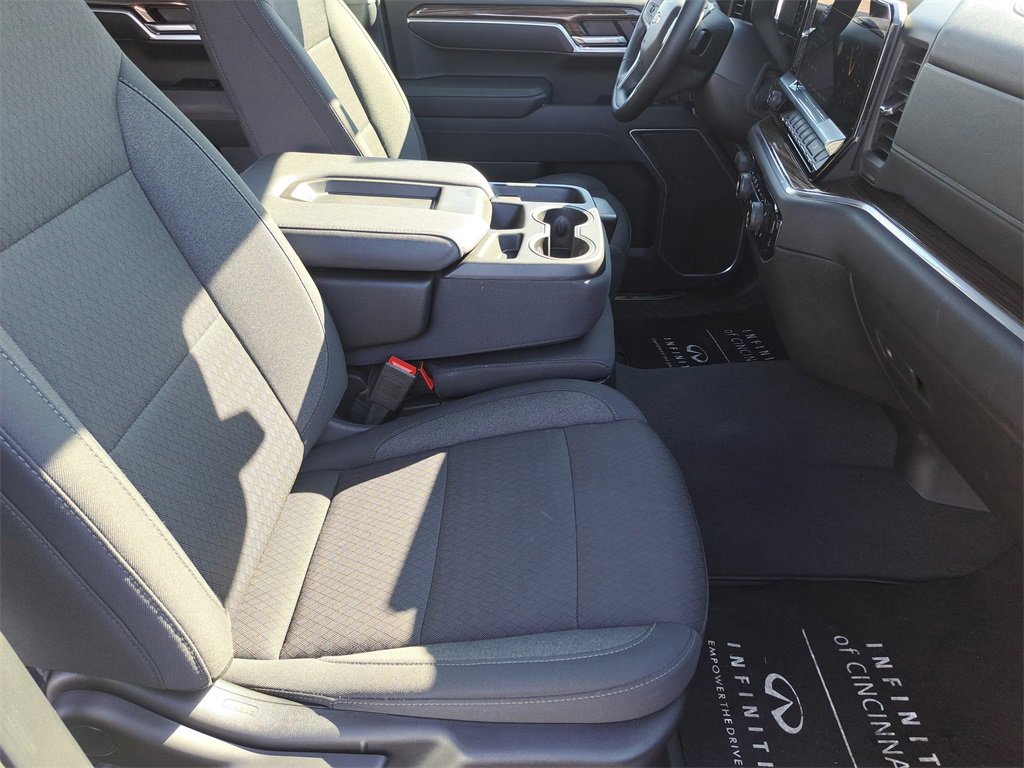Used 2025 Chevrolet Silverado 1500 LT image 27