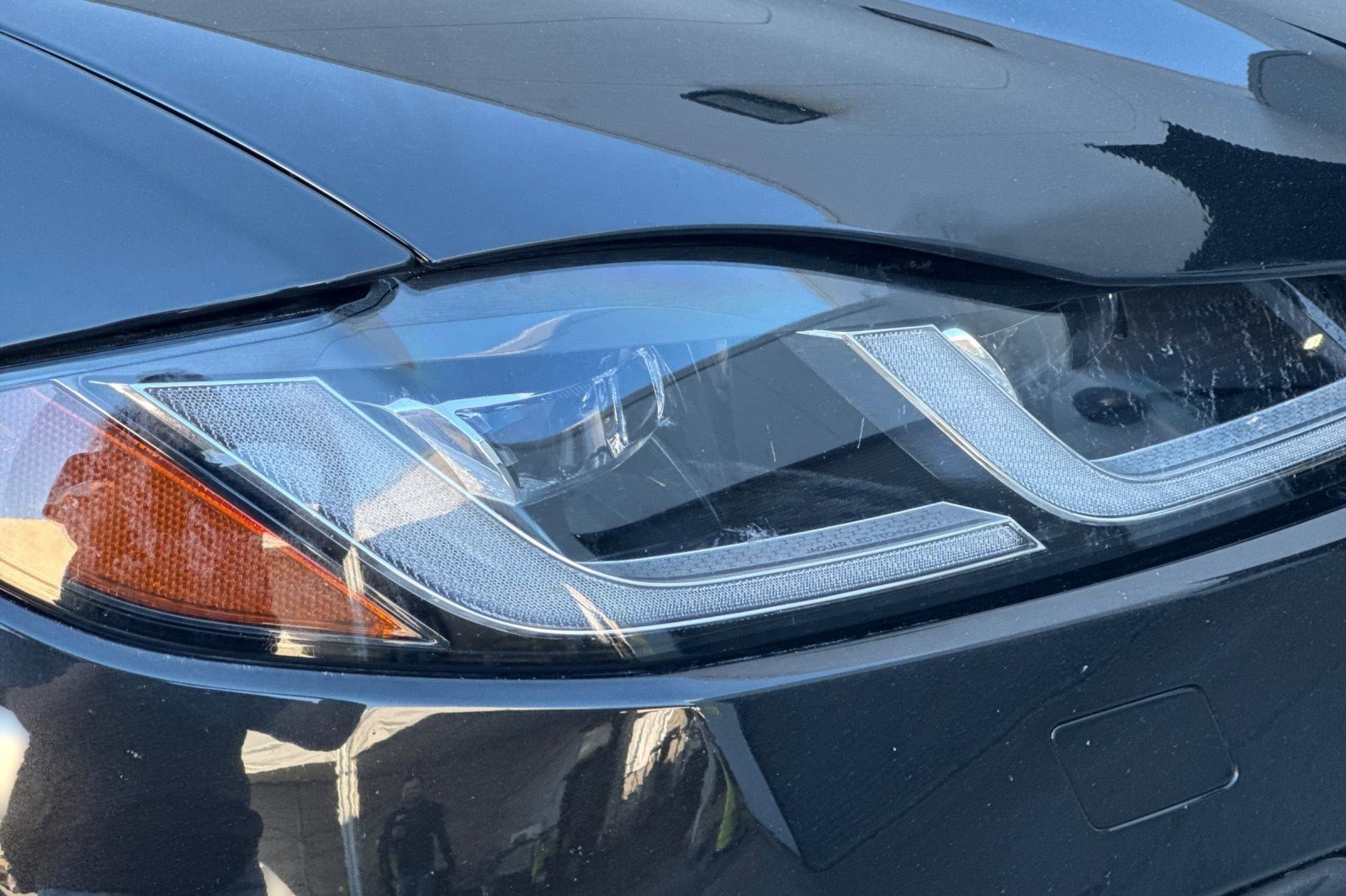 Used 2023 Jaguar F-PACE R-Dynamic S image 10