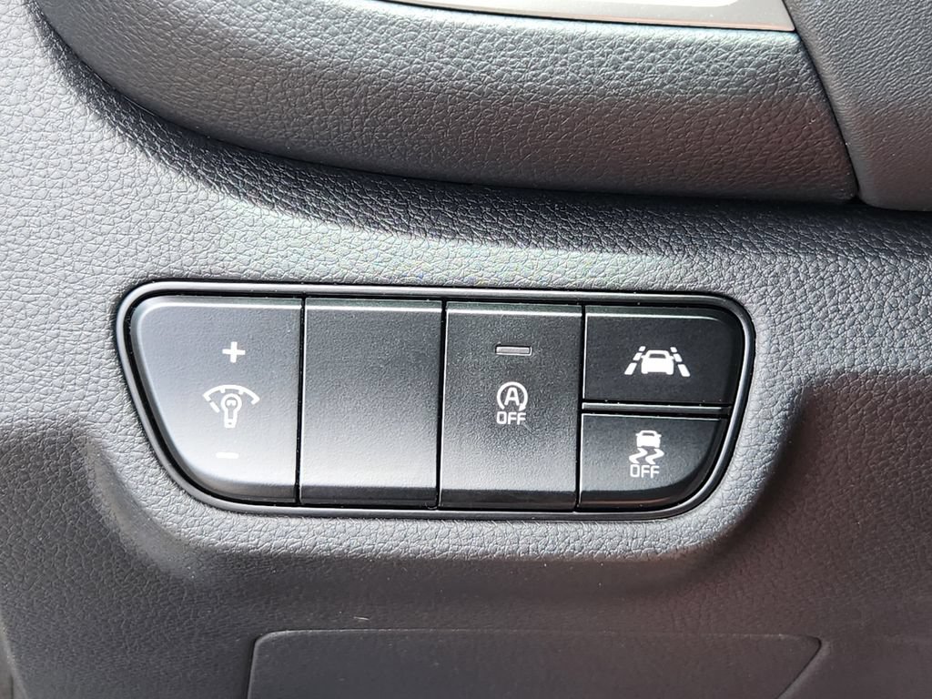Used 2021 Kia Seltos SX w/ SX Sunroof Package AWD/4WD image 13