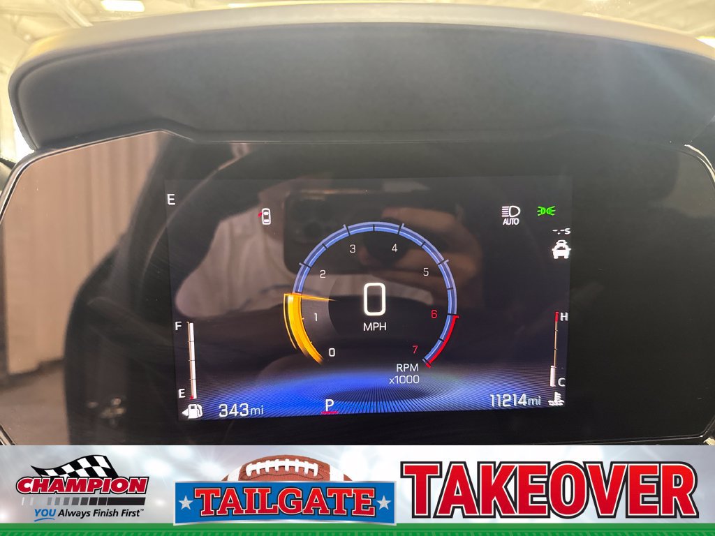 Used 2025 Chevrolet Trax RS w/ Sunroof Package FWD image 19