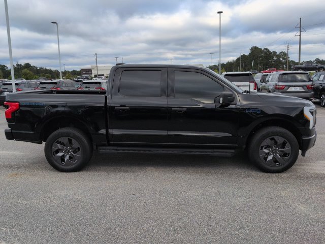Used 2024 Ford F150 Lightning XLT AWD/4WD image 3