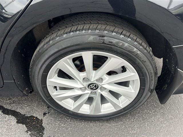 Used 2023 Toyota Camry LE FWD image 30