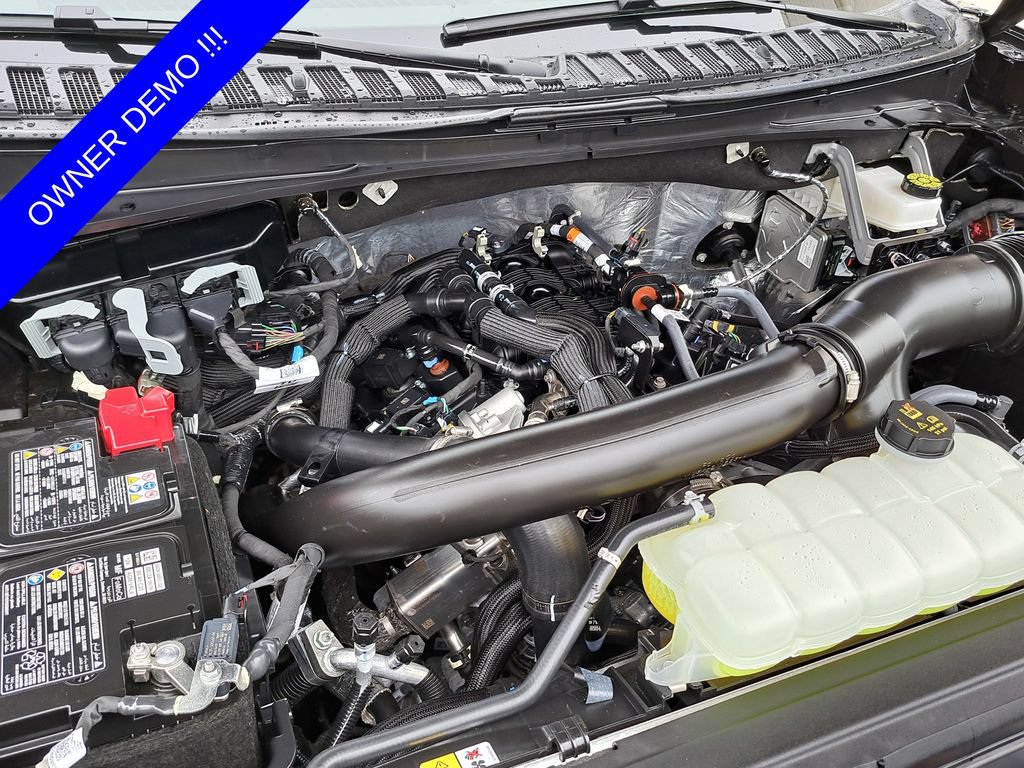 New 2026 Ford Expedition Platinum w/ Driver's Package AWD/4WD image 15