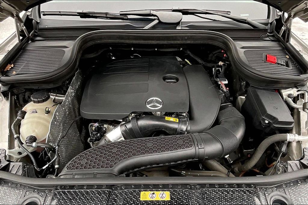Used 2022 Mercedes-Benz GLE 350 4MATIC image 29