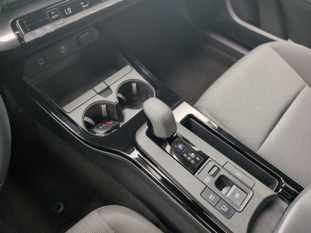 Used 2023 Toyota Prius LE FWD image 25