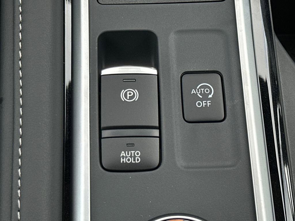 New 2026 Nissan Pathfinder SL image 27