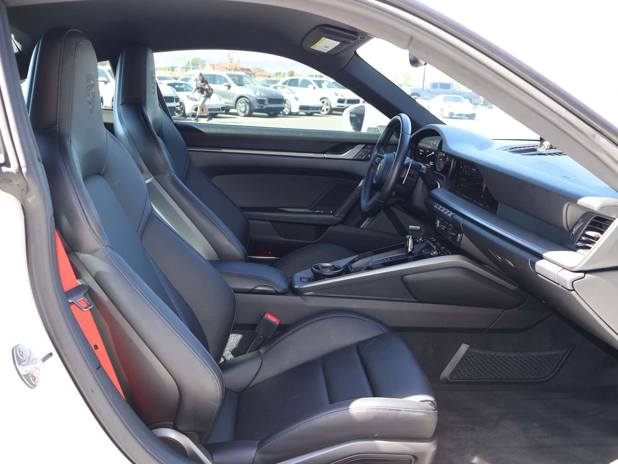 Certified 2024 Porsche 911 Carrera 4S AWD/4WD image 31