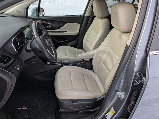 Used 2020 Buick Encore Essence w/ Experience Buick Package image 7