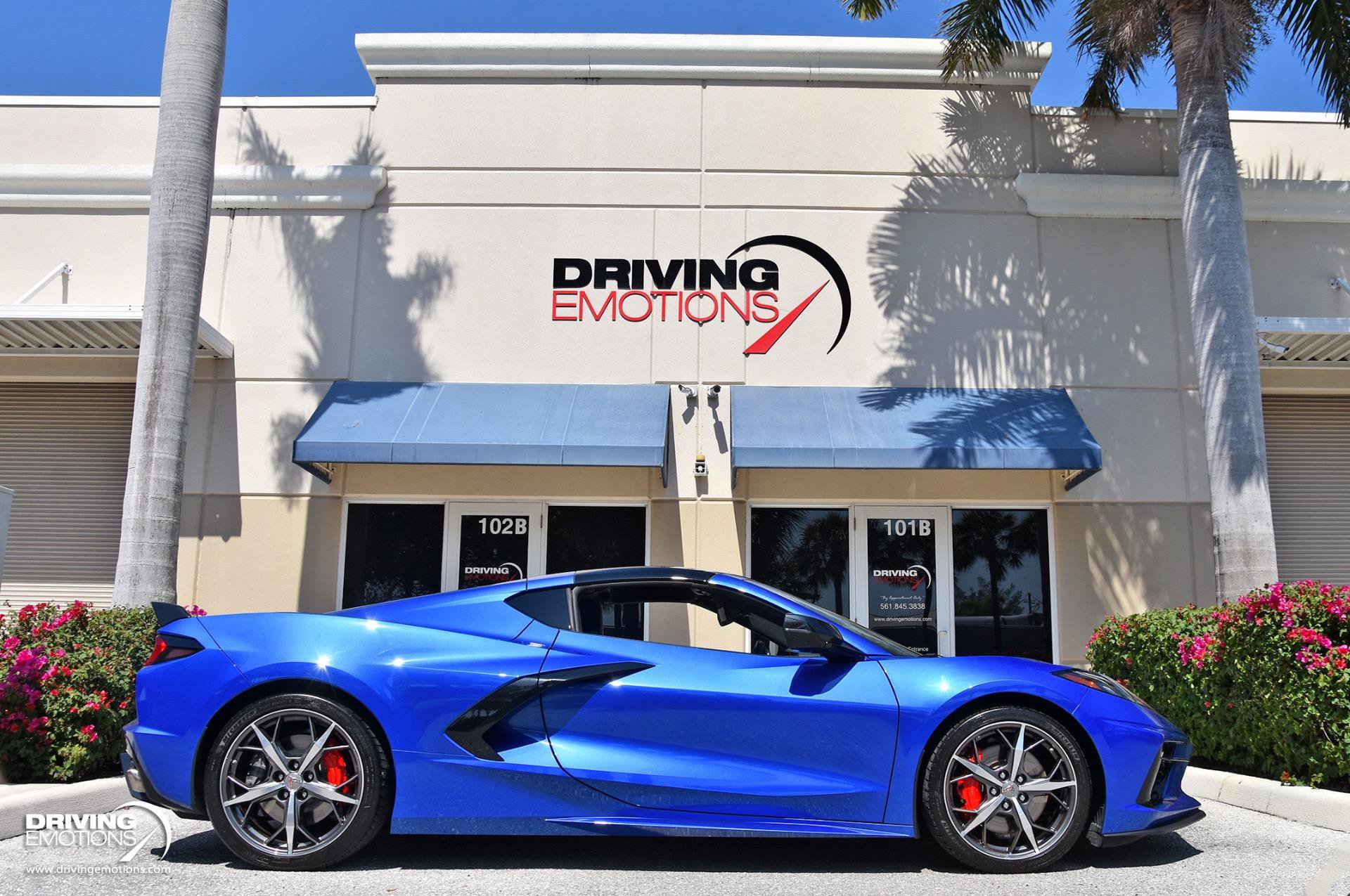 Used 2020 Chevrolet Corvette Stingray Premium Cpe w/ 3LT Preferred Equipment Group RWD image 8