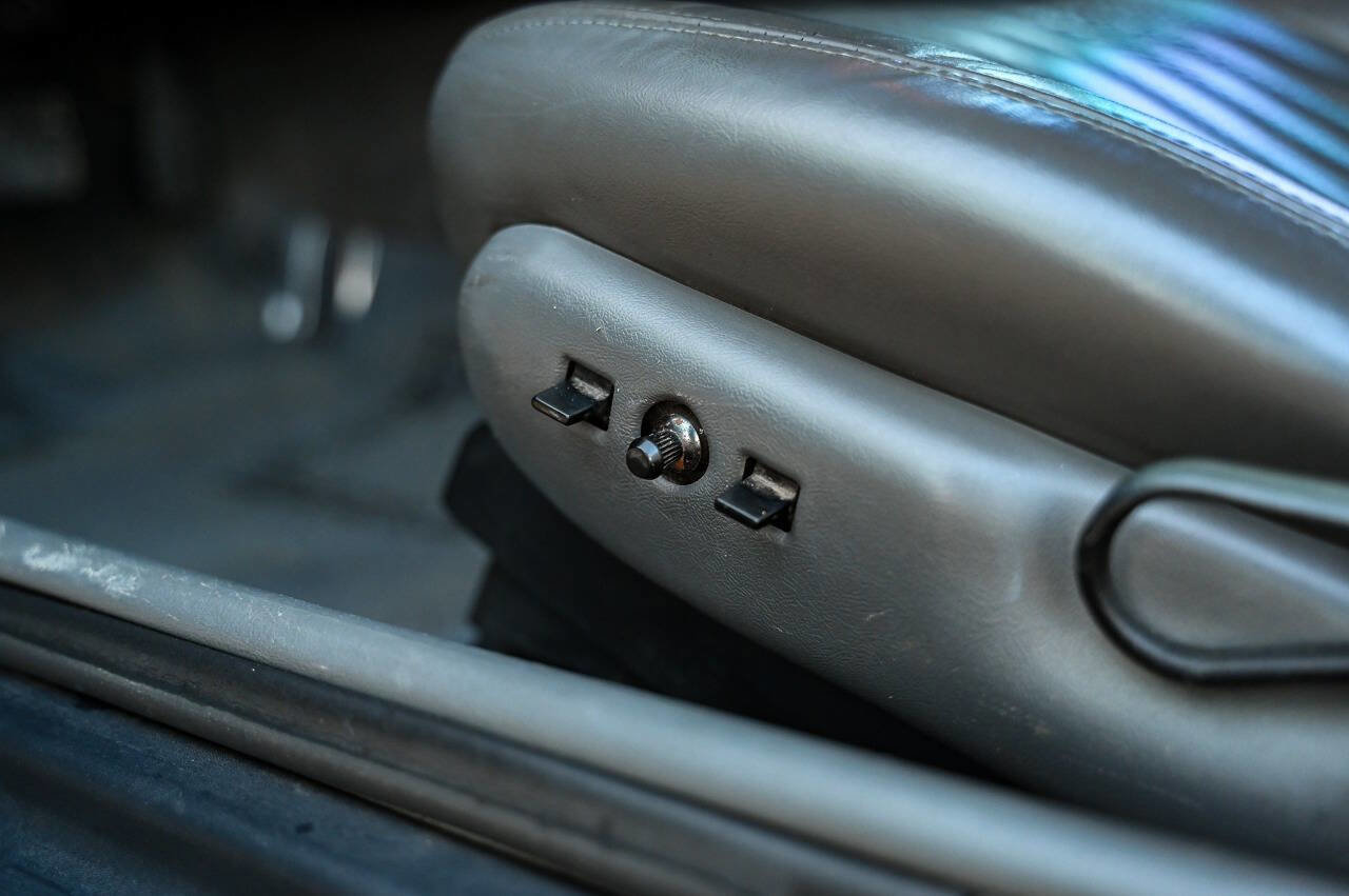 Used 1997 Chevrolet Camaro Z28 image 84