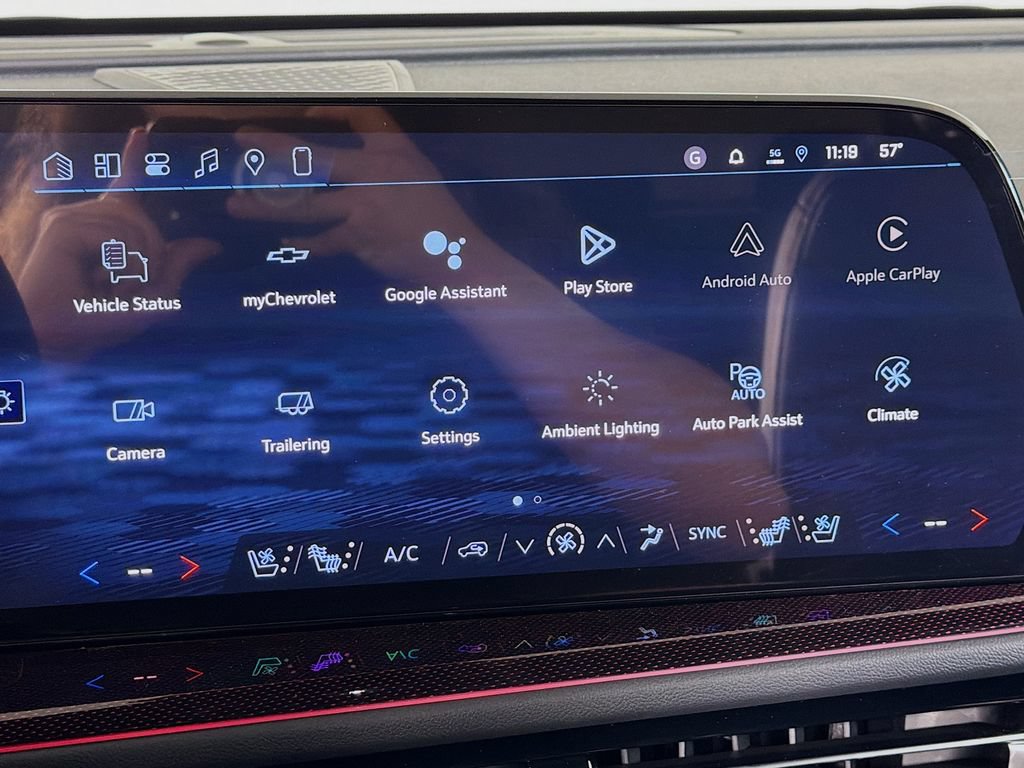 New 2026 Chevrolet Traverse RS w/ LPO, Floor Liner Package AWD/4WD image 13