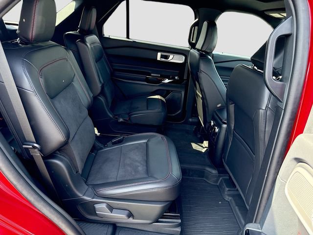 Used 2023 Ford Explorer ST-Line w/ Class IV Trailer Tow Package image 31