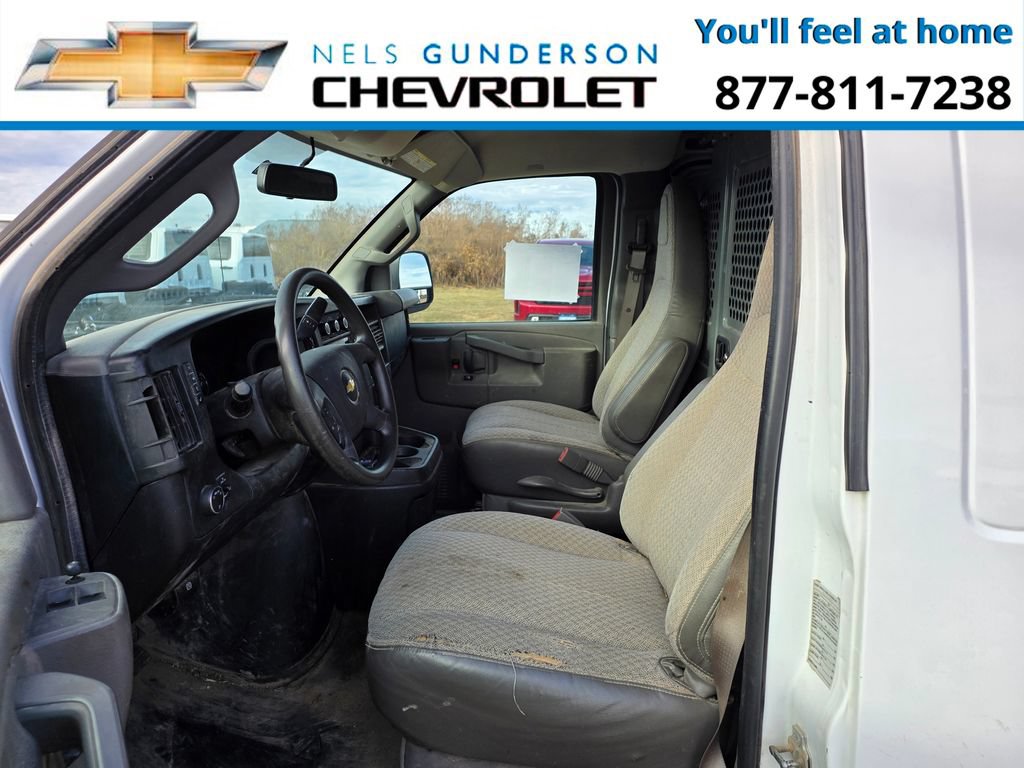 Used 2018 Chevrolet Express 3500 RWD image 14