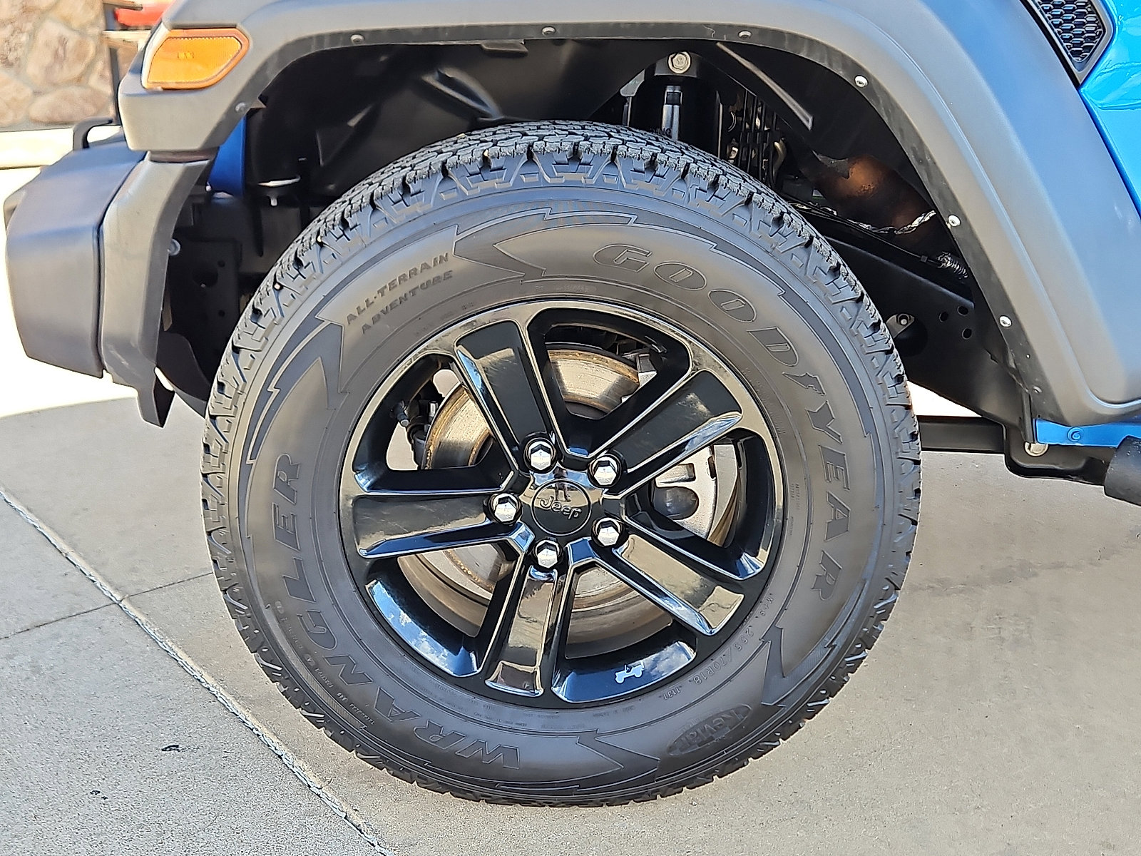 Used 2022 Jeep Wrangler Unlimited Sport image 5