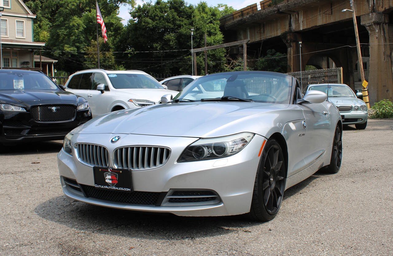 Used 2011 BMW Z4 sDrive35i RWD image 3