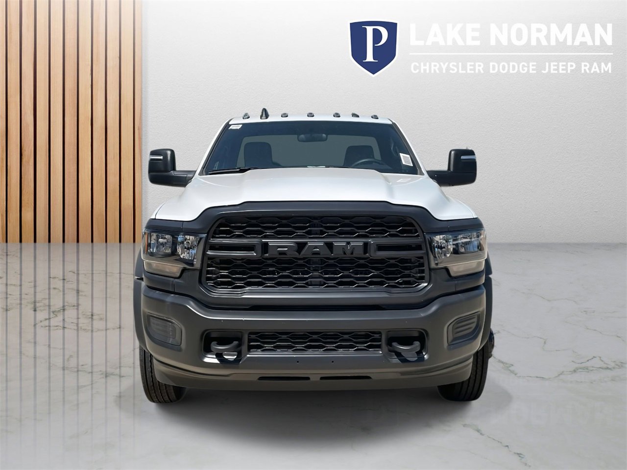 New 2024 RAM 5500 Tradesman image 3