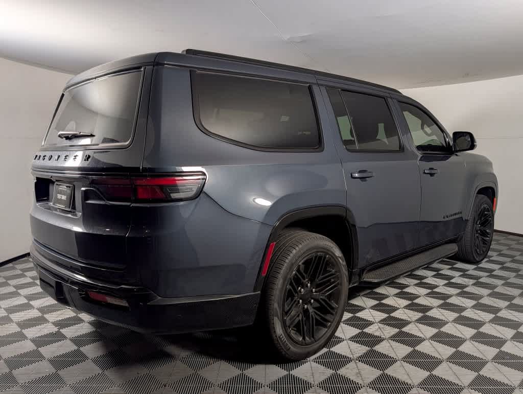 Used 2023 Jeep Wagoneer Series II RWD image 7
