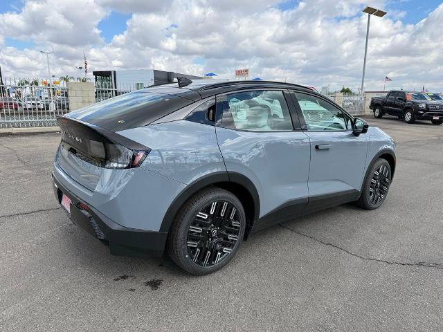 New 2026 Nissan Leaf Platinum+ w/ Cargo Package (Platinum+) FWD image 6
