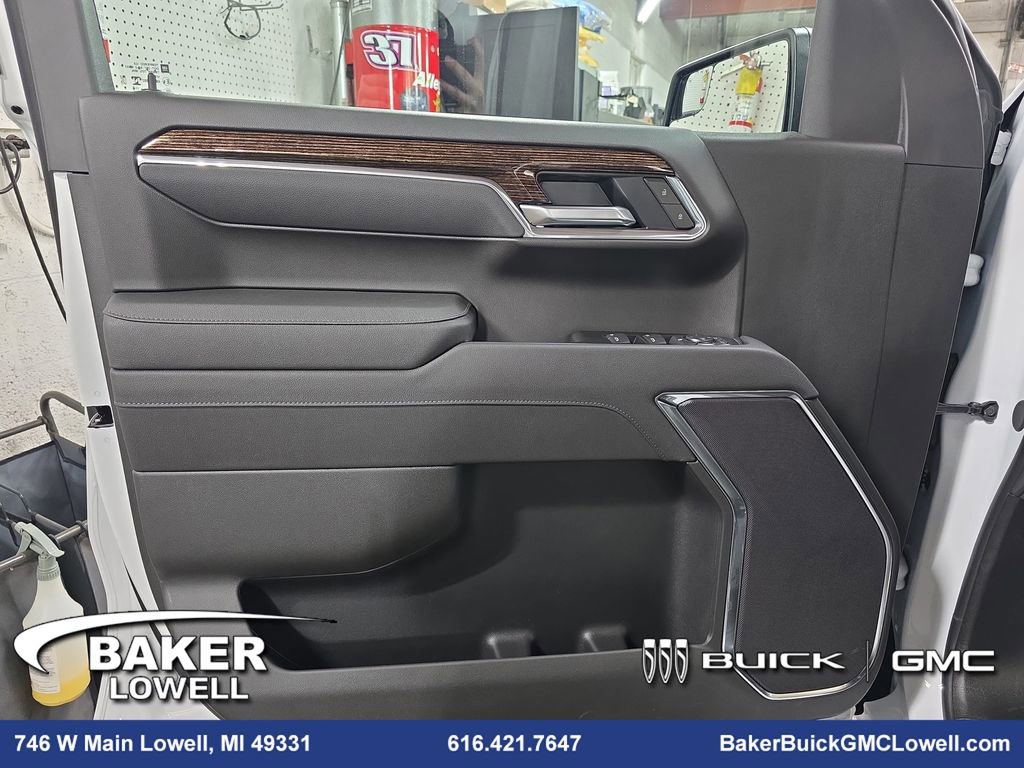 New 2026 GMC Sierra 1500 Elevation image 26