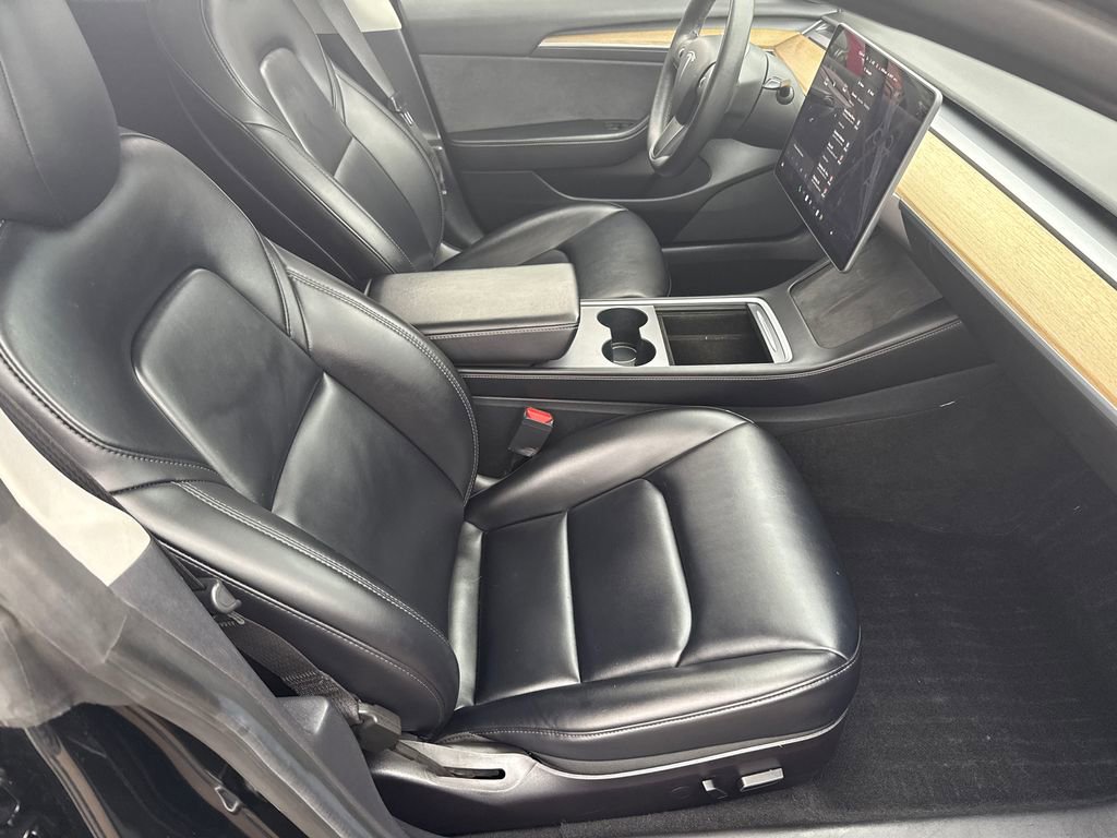 Used 2021 Tesla Model 3 Performance image 13