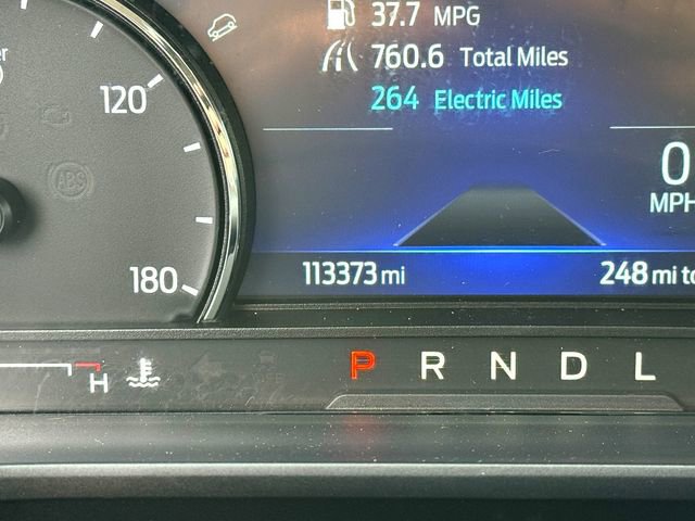 Used 2022 Ford Escape SE w/ SE Sport Appearance Package image 16