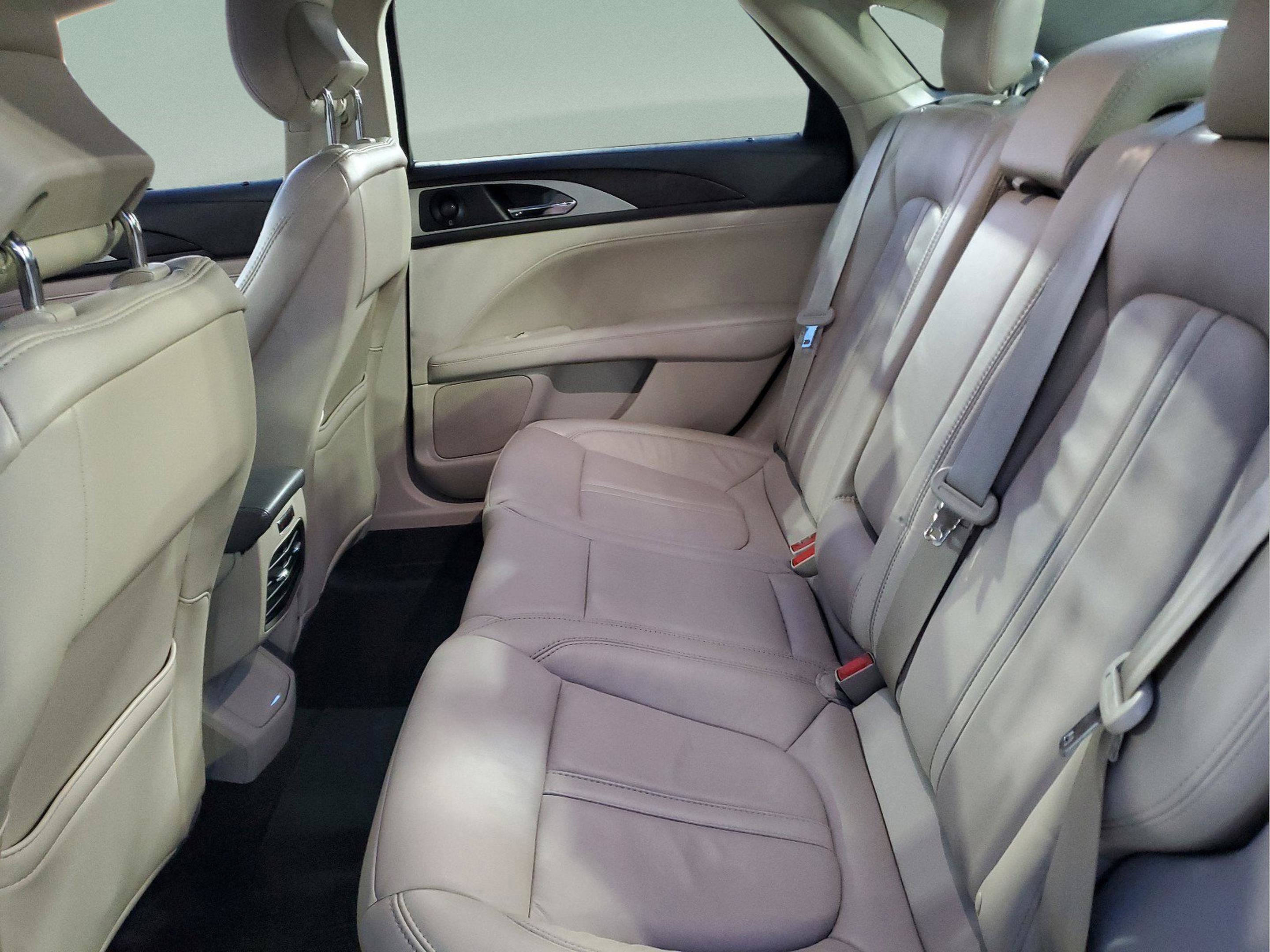 Used 2019 Lincoln MKZ Reserve w/ Reserve Plus Package FWD image 6