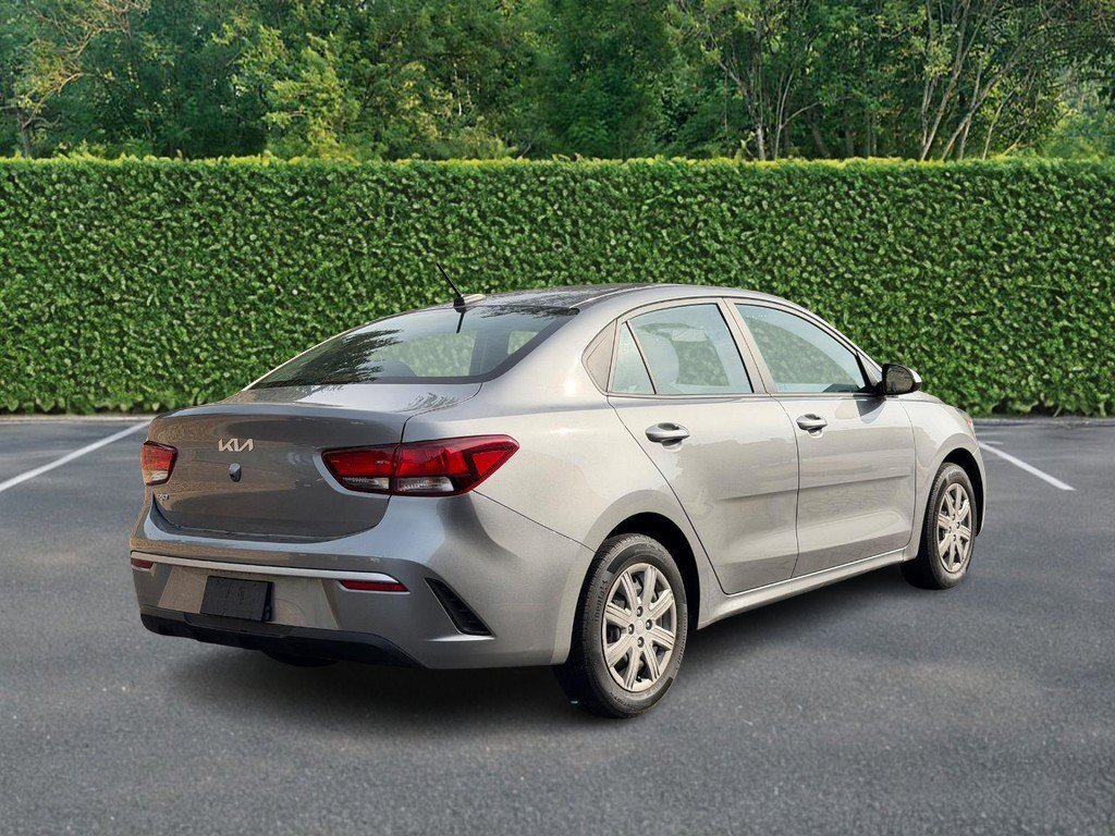 Used 2022 Kia Rio S image 3