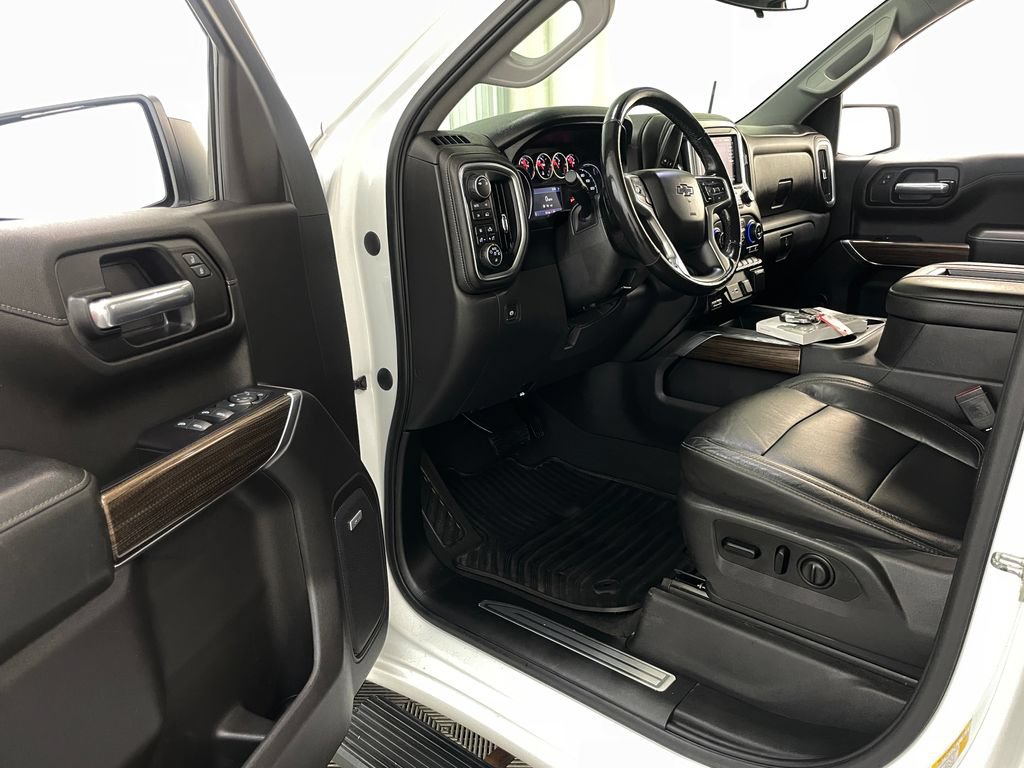 Used 2019 Chevrolet Silverado 1500 RST w/ All-Star Edition AWD/4WD image 24