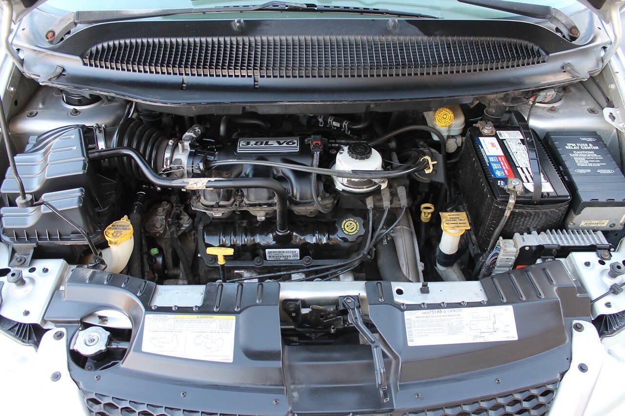Used 2003 Dodge Grand Caravan Sport FWD image 14