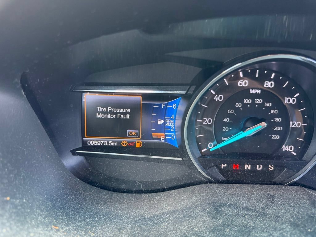 Used 2016 Ford Explorer Limited FWD image 30