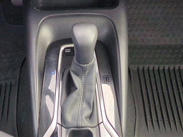 Used 2021 Toyota Corolla LE image 11