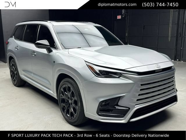 Used 2024 Lexus TX 500h AWD w/ Technology Package image 9