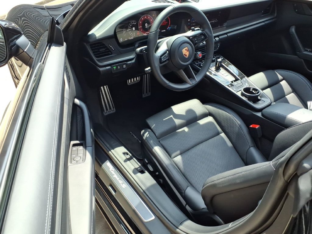 Certified 2026 Porsche 911 Targa 4S AWD/4WD image 13