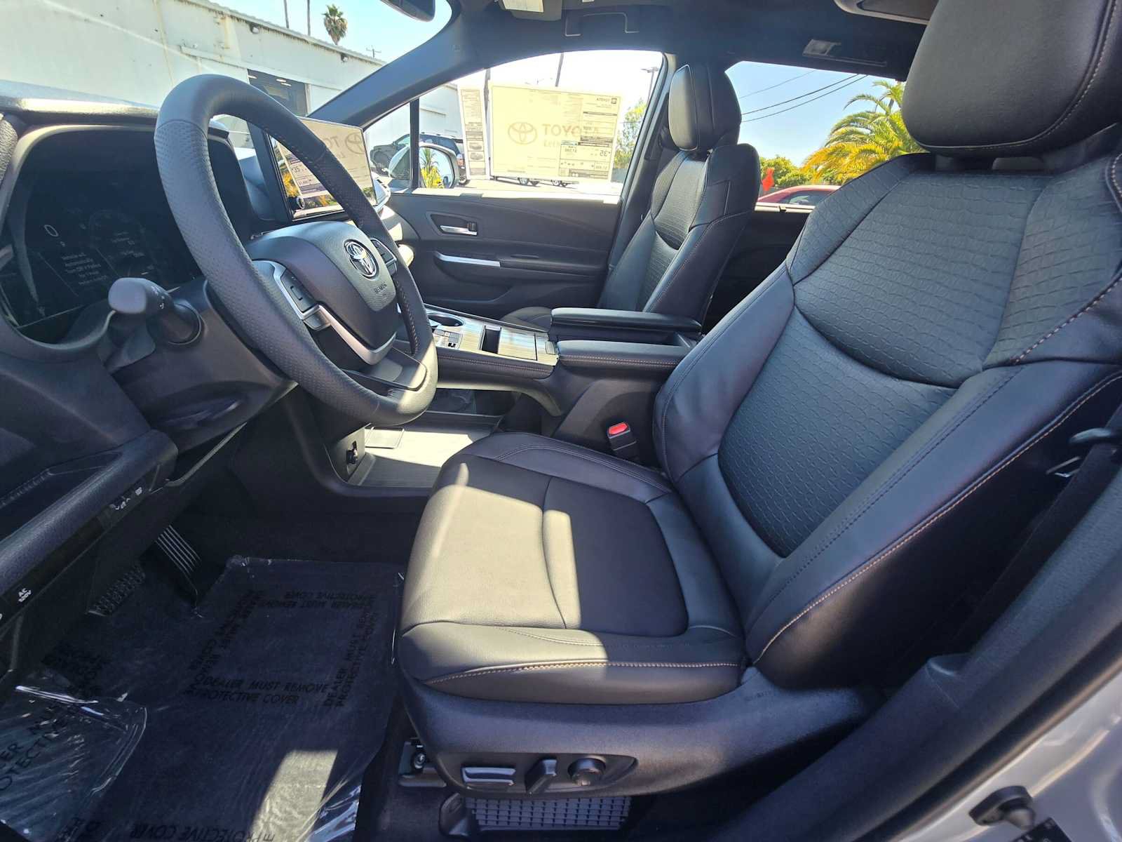 New 2026 Toyota Sienna XLE Woodland Edition AWD/4WD image 23