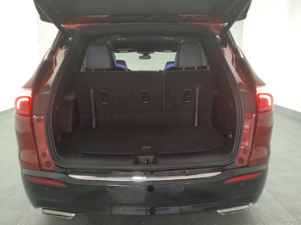 Used 2023 Buick Enclave Essence w/ Sport Touring Edition FWD image 29