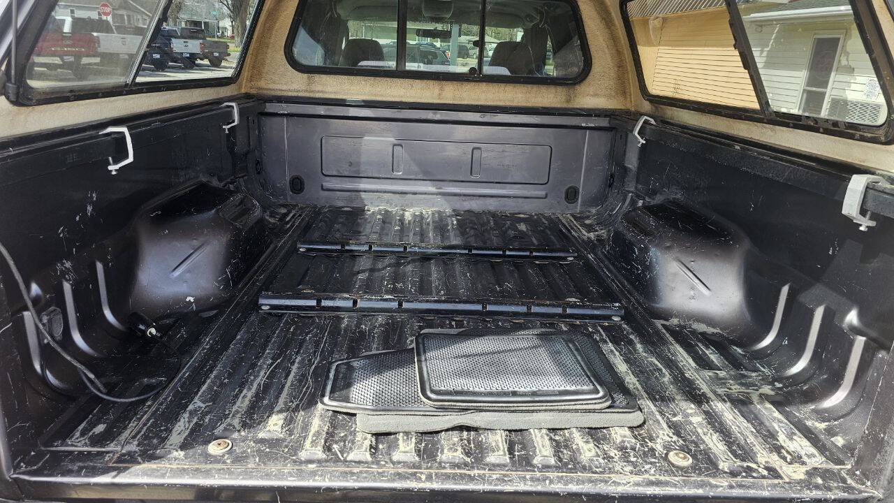 Used 2003 Ford F250 Lariat image 19