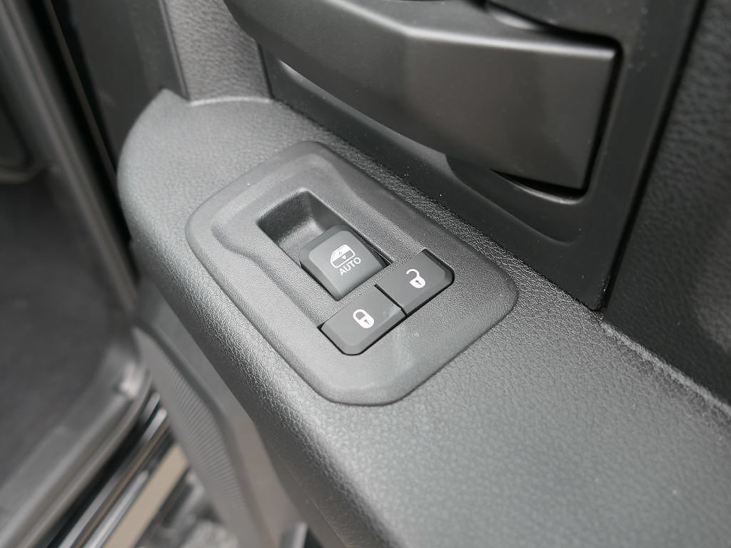 New 2026 RAM 3500 Tradesman AWD/4WD image 25