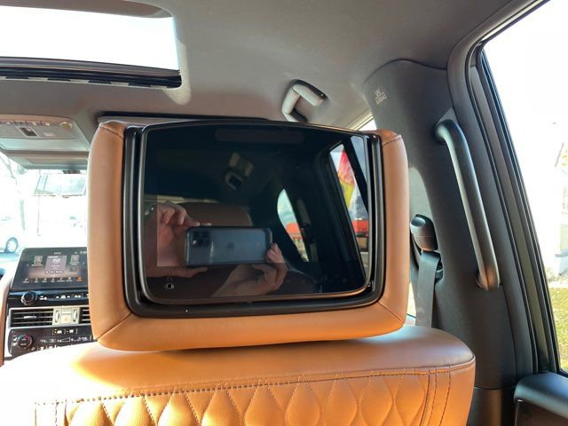 Used 2023 INFINITI QX80 Sensory w/ Cargo Package image 10