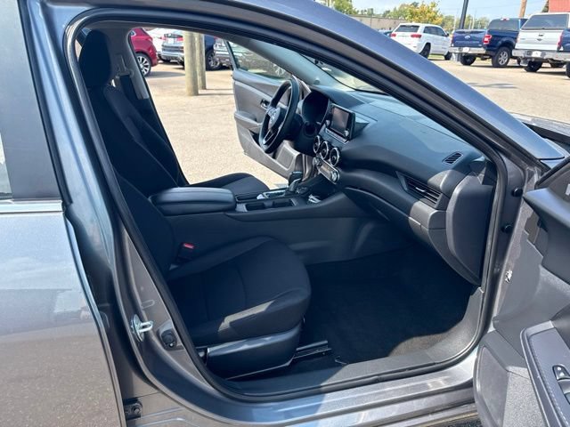 Used 2024 Nissan Sentra S FWD image 12