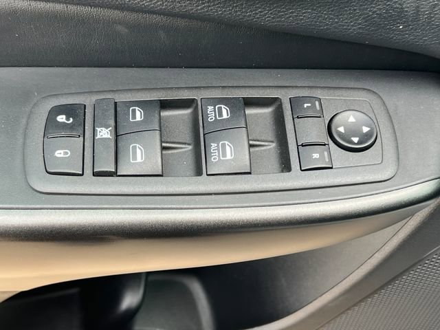 Used 2022 Jeep Cherokee Trailhawk w/ Trailhawk Elite Value Package image 19