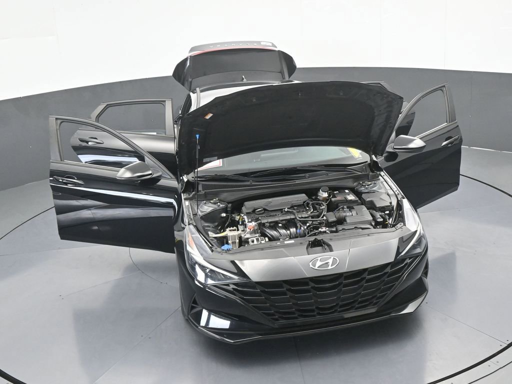 Used 2023 Hyundai Elantra SEL image 56