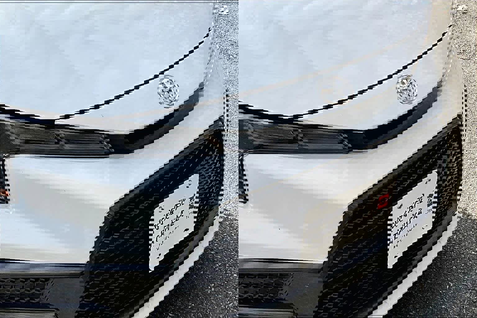 Certified 2022 Toyota Corolla SE w/ SE Premium Package image 30