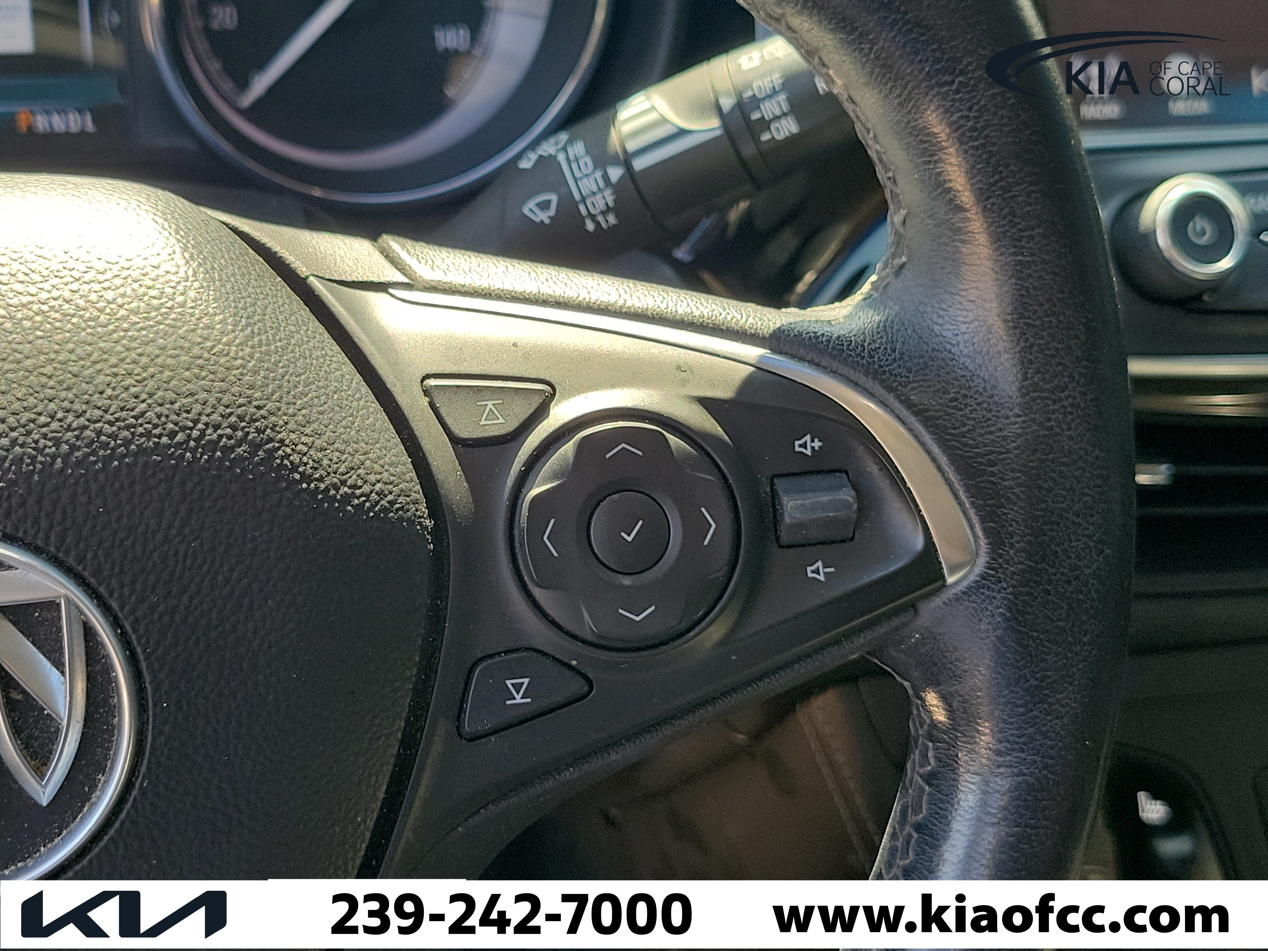 Used 2020 Buick Envision Essence FWD image 26