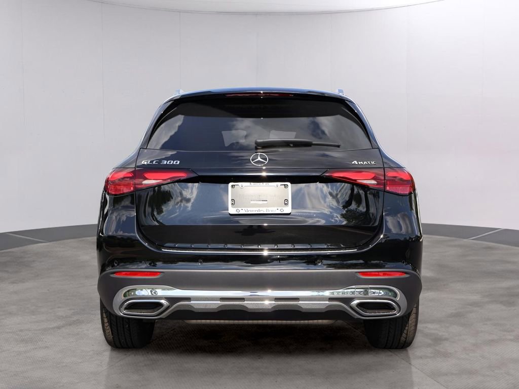 Certified 2025 Mercedes-Benz GLC 300 4MATIC image 6