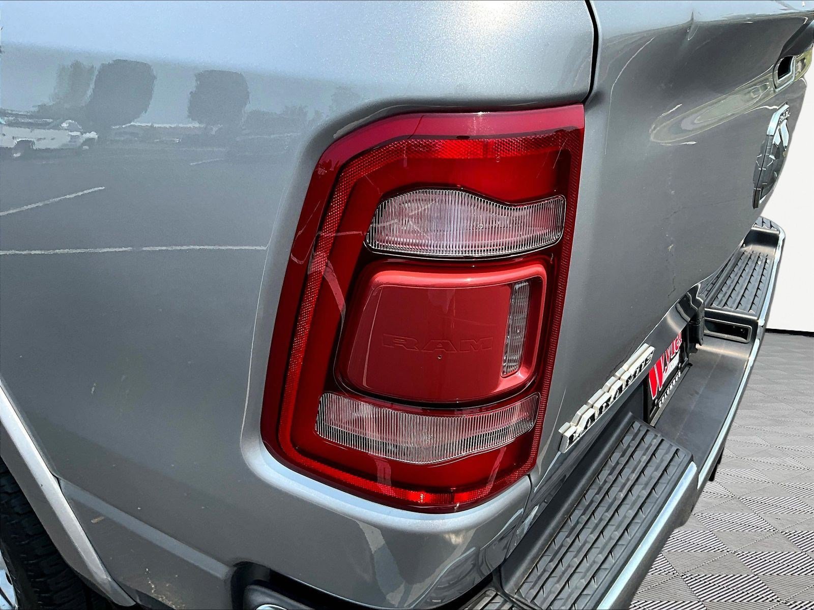 Used 2020 RAM 1500 Laramie AWD/4WD image 24