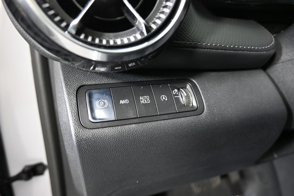 New 2026 Chevrolet Equinox LT w/ Safety and Technology Package AWD/4WD image 23