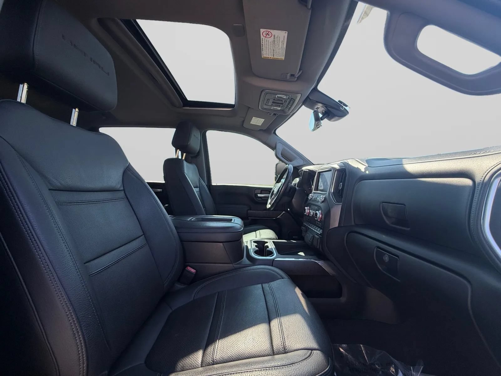 Used 2022 GMC Sierra 2500 Denali w/ Denali Ultimate Package AWD/4WD image 34