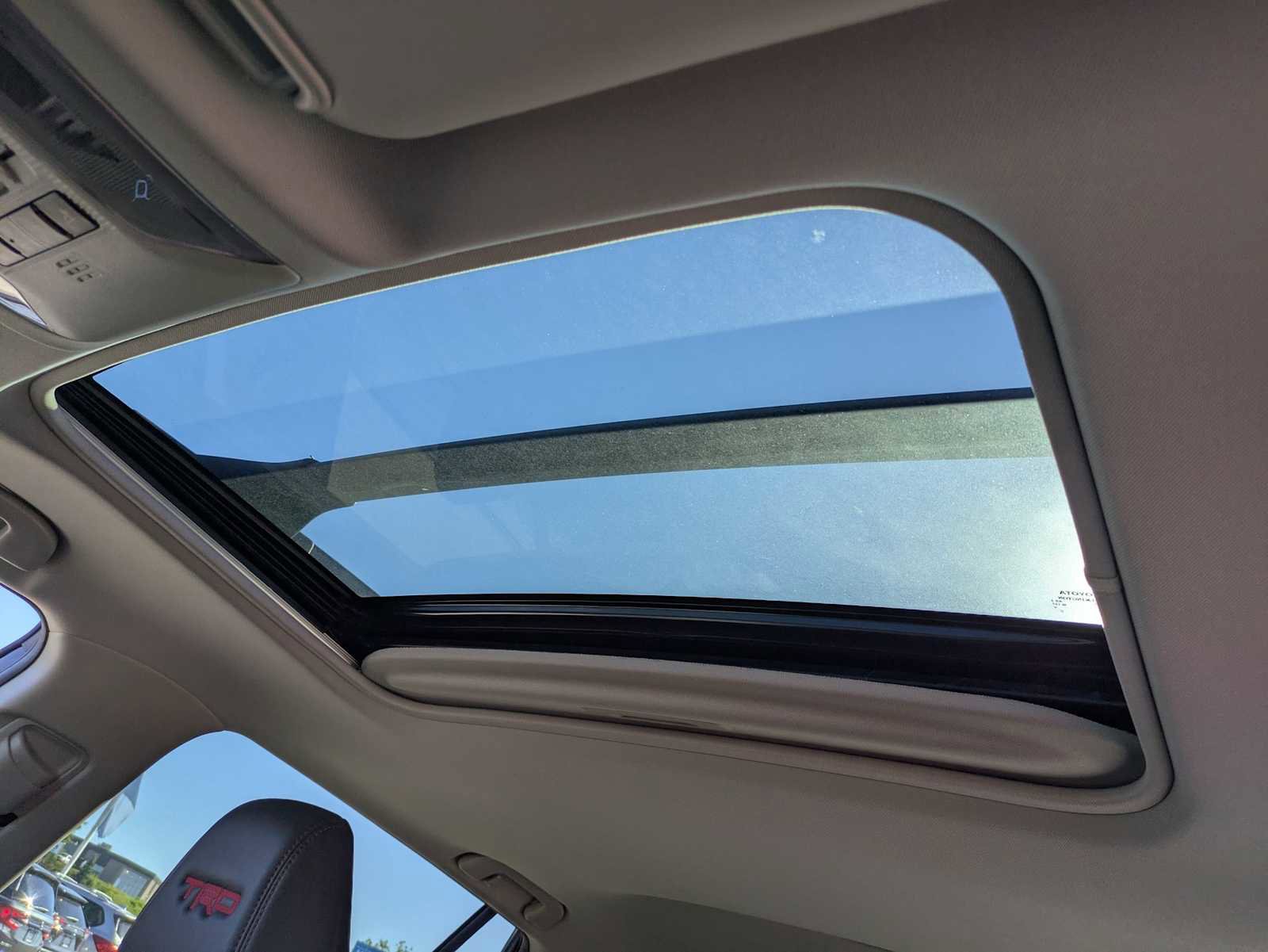 Used 2020 Toyota RAV4 TRD Off-Road image 18